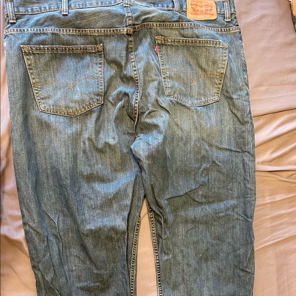 Levi Strauss Co. Jeans. W-48 L29 - Picture 3 of 5
